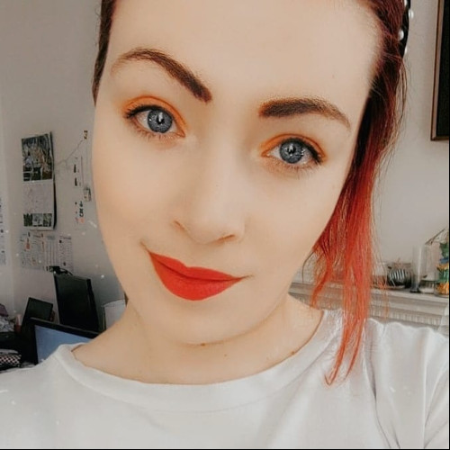 Laura G.
