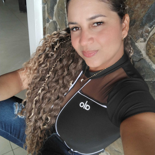 Mariana J. profile photo
