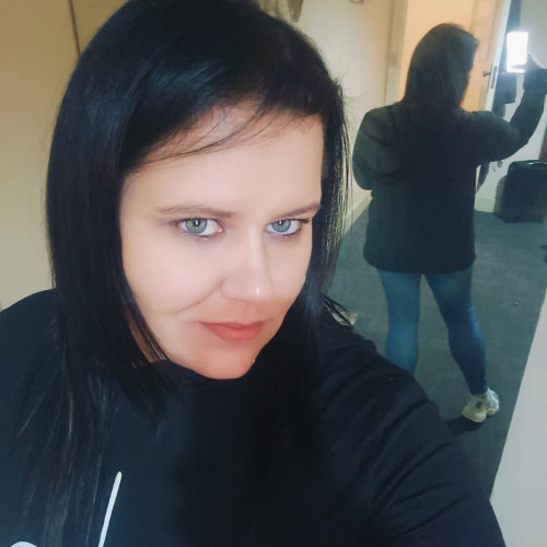Chellie M. profile photo