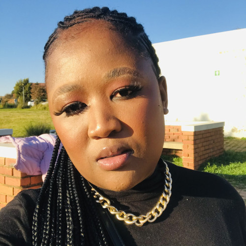 Nelly M. profile photo