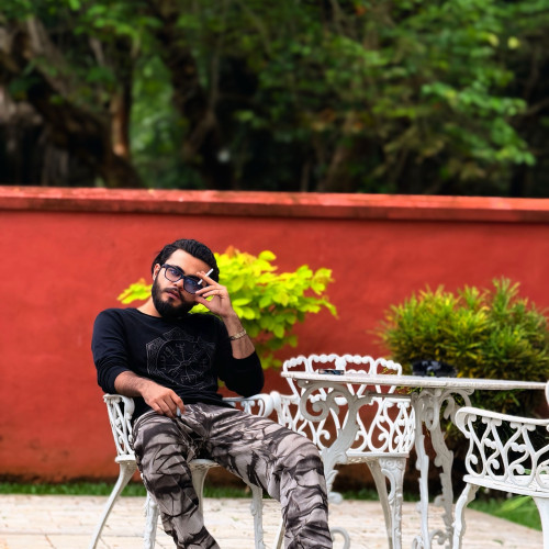 Hussain L. profile photo