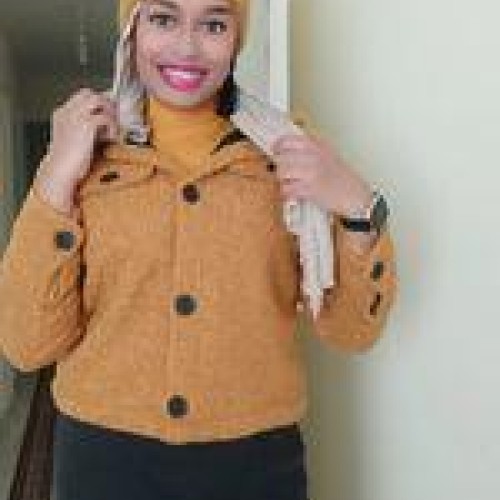 Zineb E.