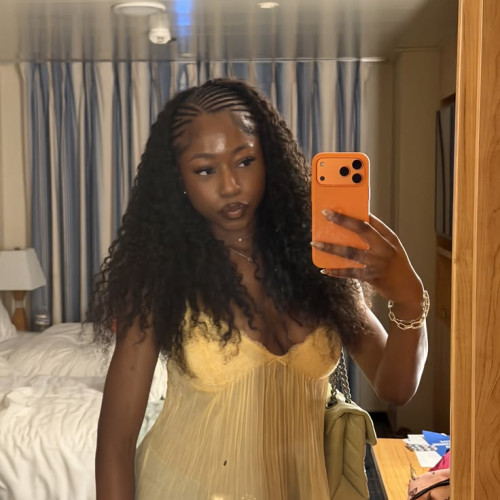 Cynthia  E. profile photo