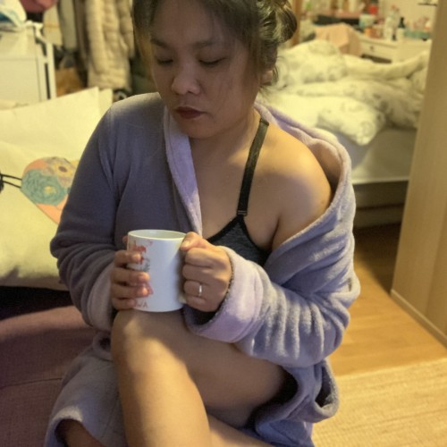 Red  B. profile photo