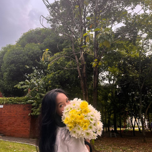 Angel  M. profile photo