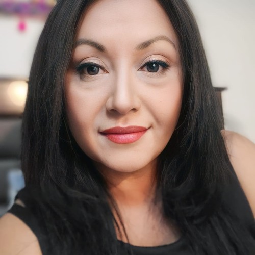 María  L.