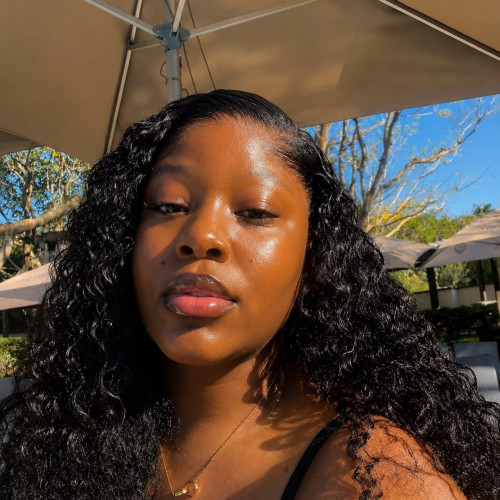 Laura M. profile photo