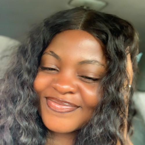 Lizzy  P. profile photo