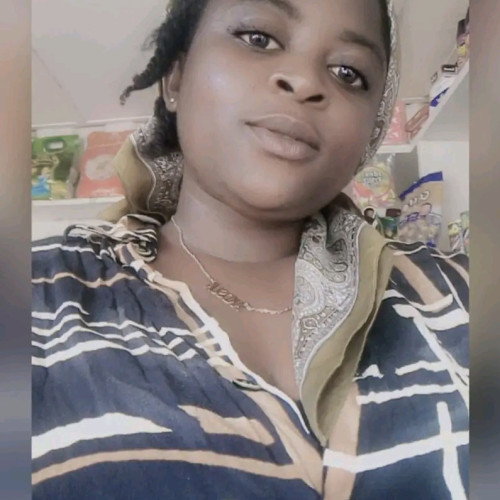 Yesmine A. profile photo