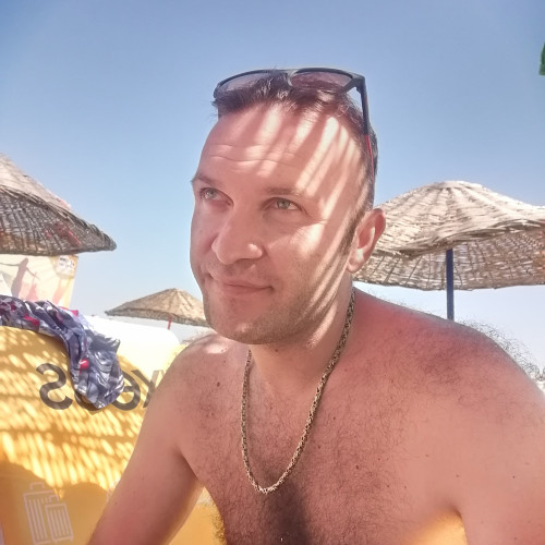 Mustafa V. profile photo