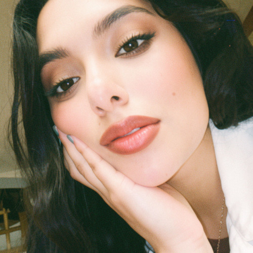 Vali V. profile photo