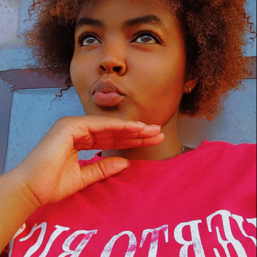 YVONE  N. profile photo