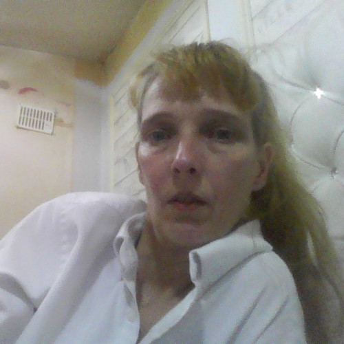 Claire  F. profile photo