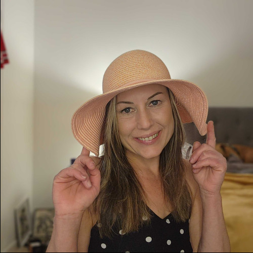 katie R. profile photo