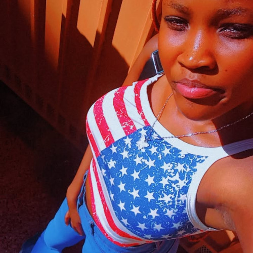 Yvonne Y. profile photo