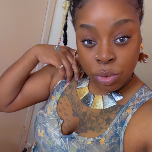 Queen J.