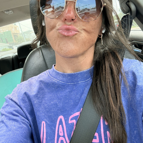 Leelee C. profile photo