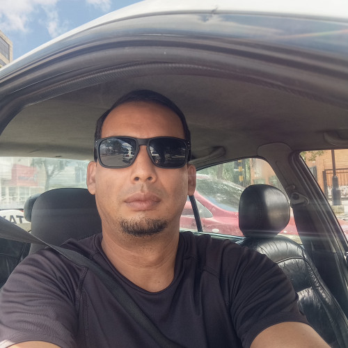 Jhan F.