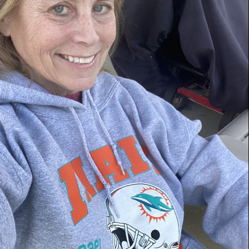 Suzanne H. profile photo