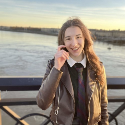 Laura M. profile photo