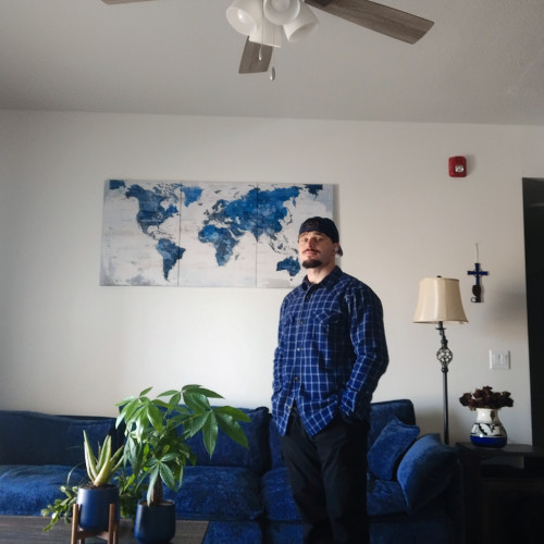 Dylan  n. profile photo