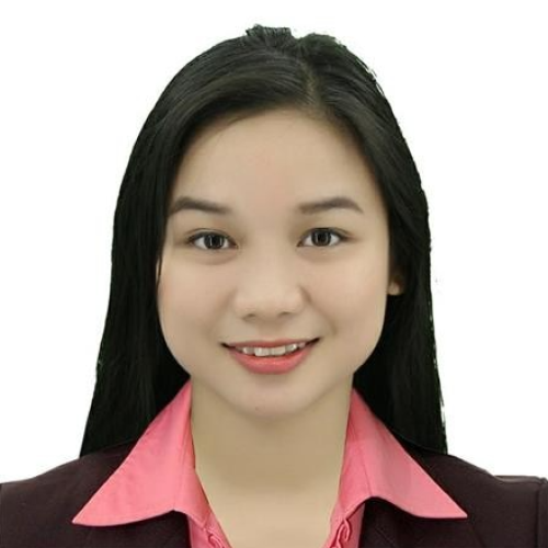 Chloe D.