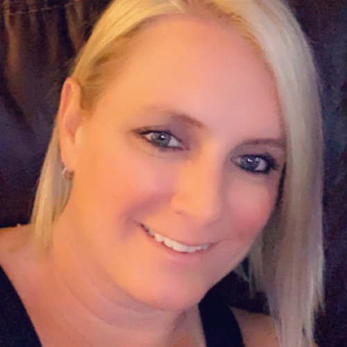 Angela J. profile photo