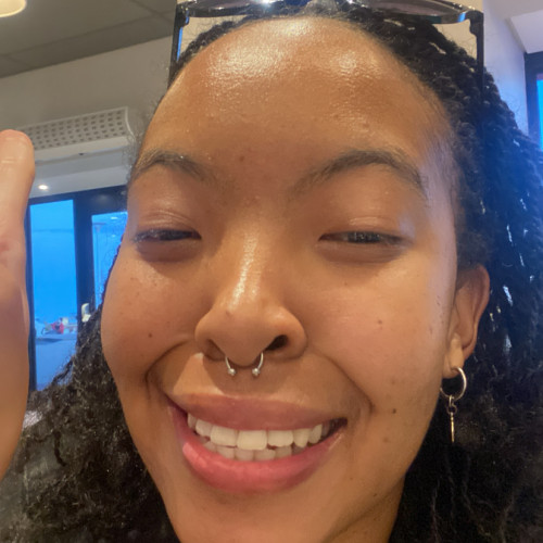 Nella M. profile photo