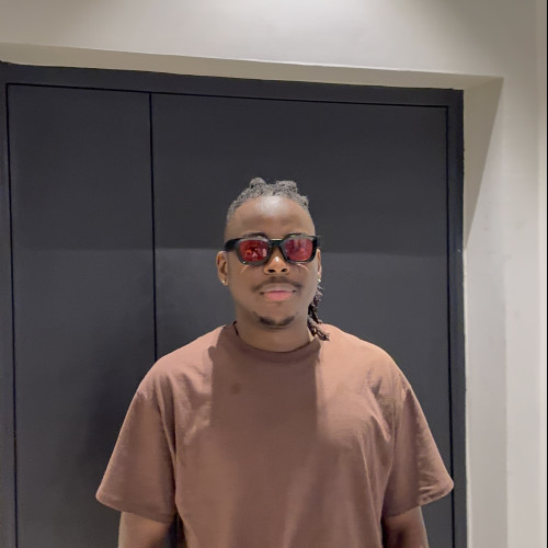 Oyeyemi  K. profile photo