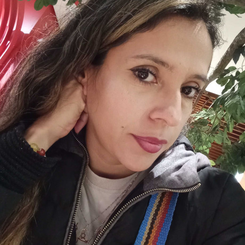 yeny H. profile photo