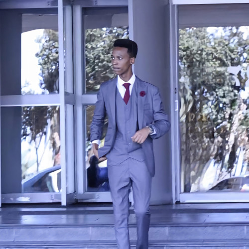 Mnqobi B. profile photo