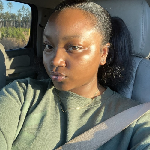 Lani V. profile photo