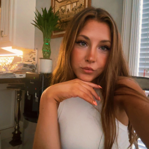 Janina R. profile photo