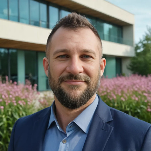 Marcos M. profile photo