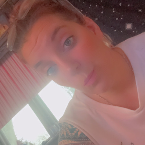 Holly S. profile photo