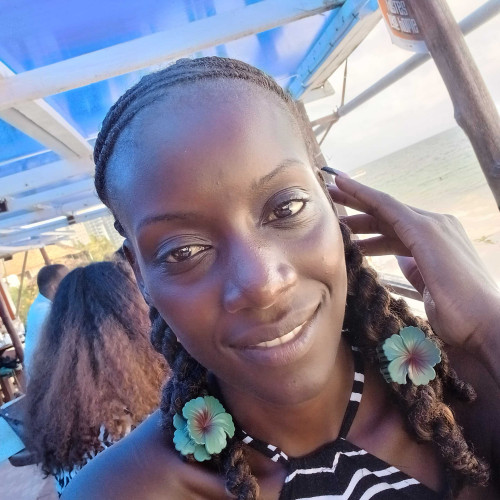 Nelly V. profile photo