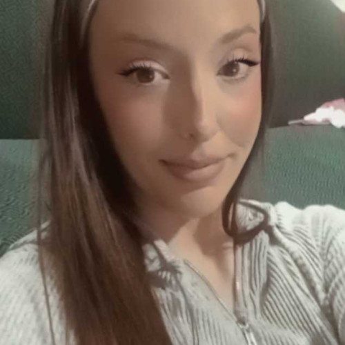 Mimi B.