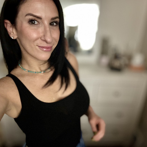 Rachel V. profile photo
