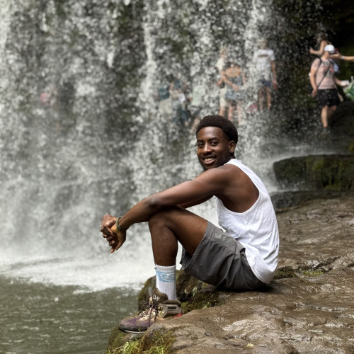 Bolu  O.