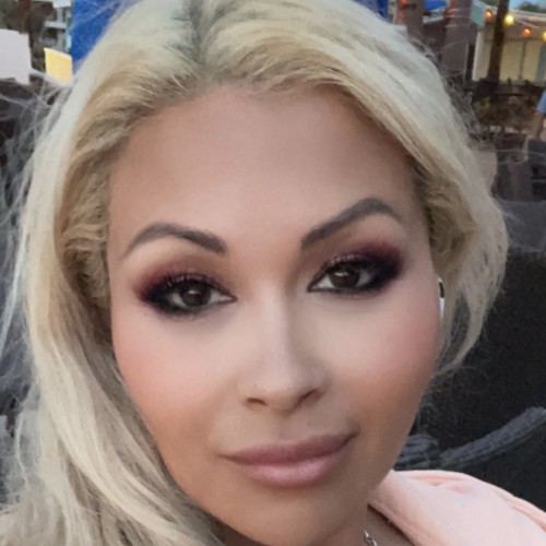 carolina V. from United States