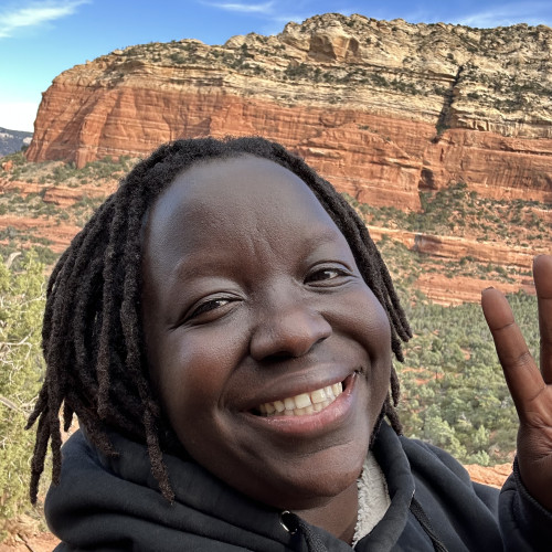 Aline S. profile photo