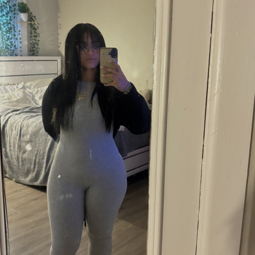 Kiana l. profile photo