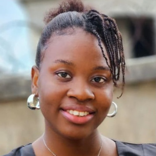 Bee E. profile photo