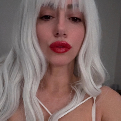 Lilian L.