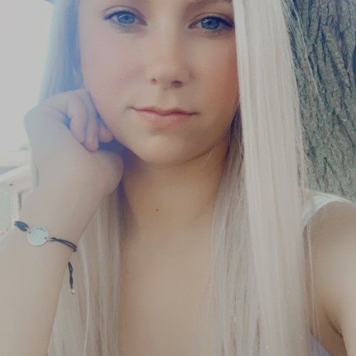 Samantha R.