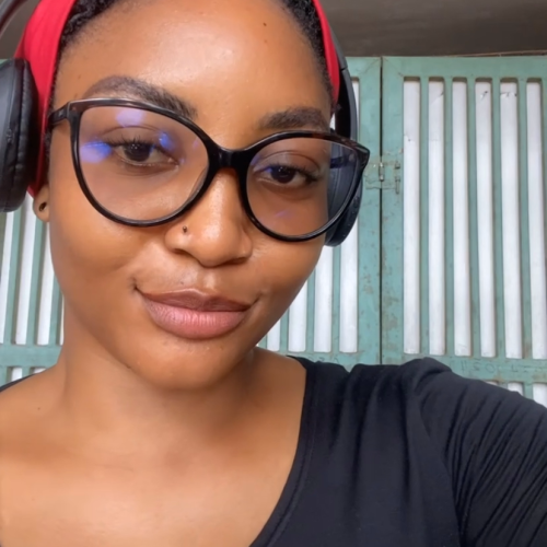 Uyeni B.