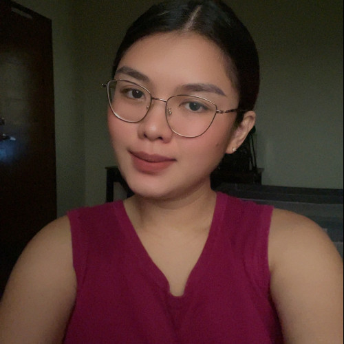 Daphne L. profile photo