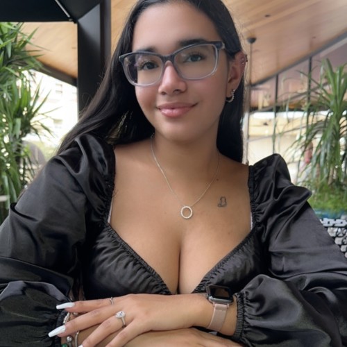 Dyana G.