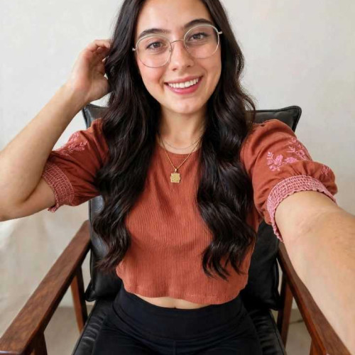 Nicol L. profile photo