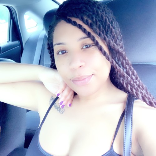 Yunique M.